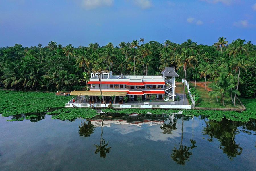 Vembanad Village Backwater Resort Alappuzha Eksteriør billede